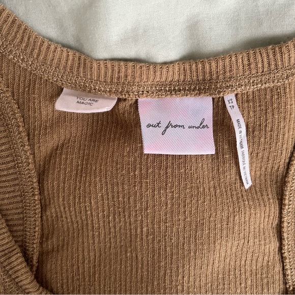 brown/tan UO tank - Picture 2 of 3